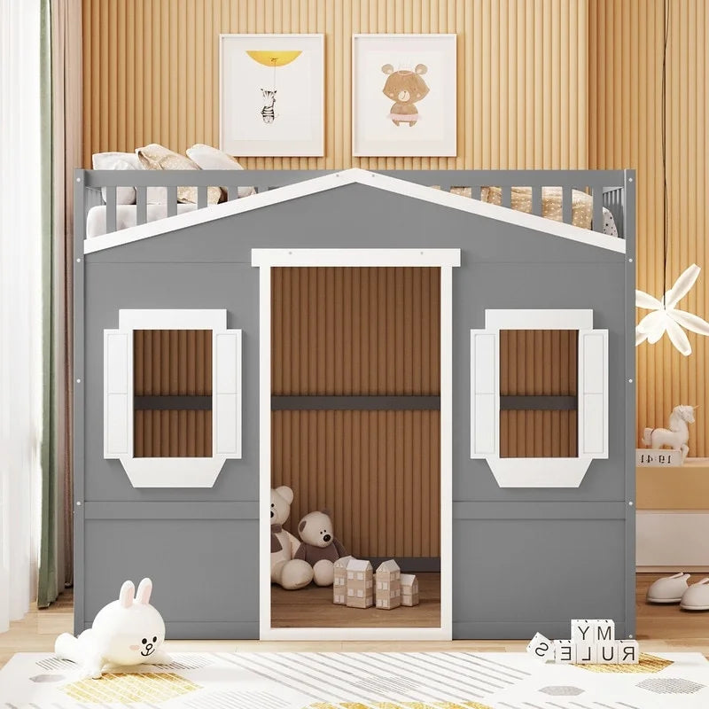Cama alta tipo loft con diseño de casa de tamaño completo con escalera y ventanas