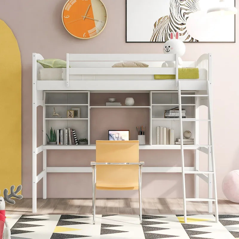 Cama alta con estantes de almacenamiento, escritorio y escalera