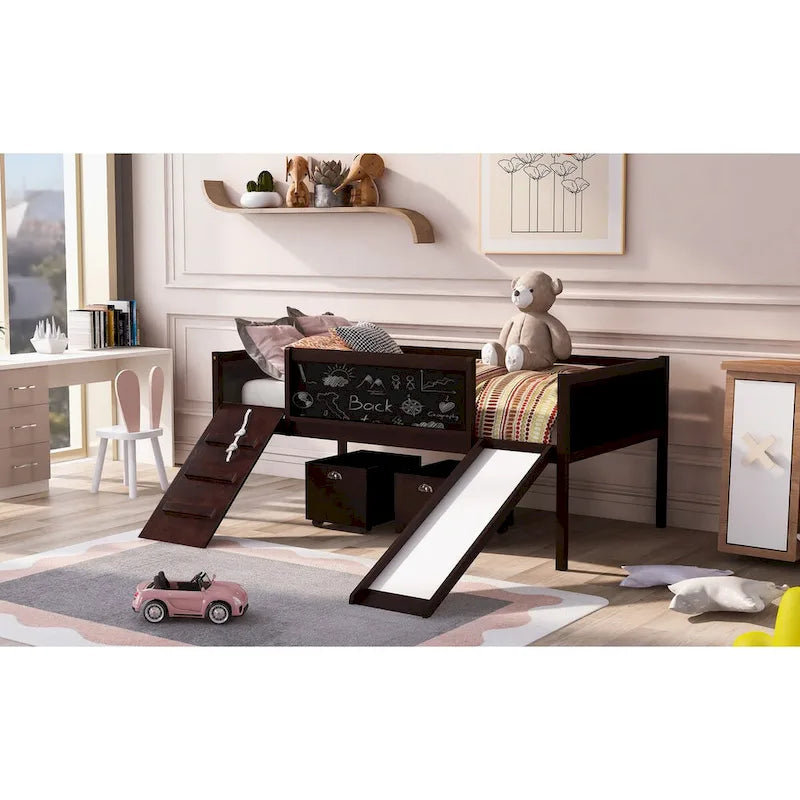 Cama alta individual de madera con tres pizarras, dos cajas de almacenamiento y un tobogán, tres colores disponibles