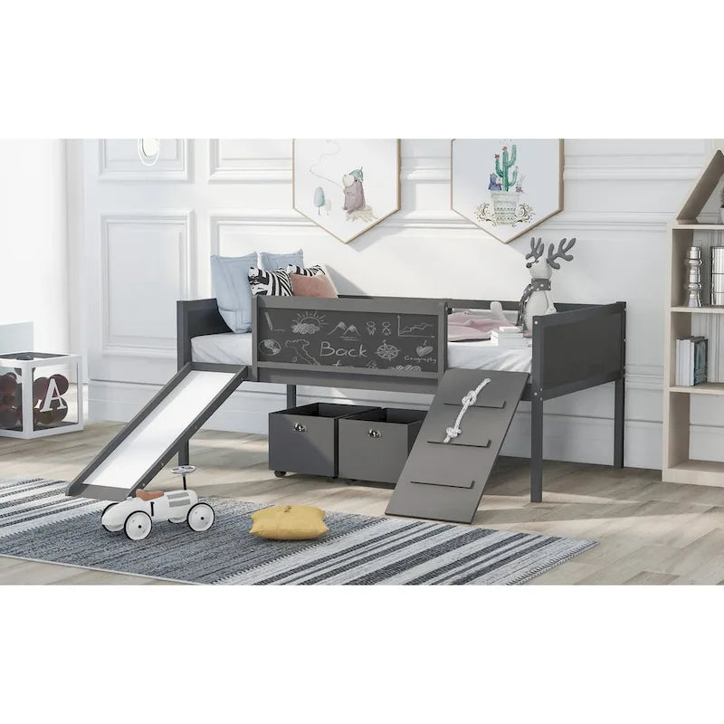 Cama alta individual de madera con tres pizarras, dos cajas de almacenamiento y un tobogán, tres colores disponibles